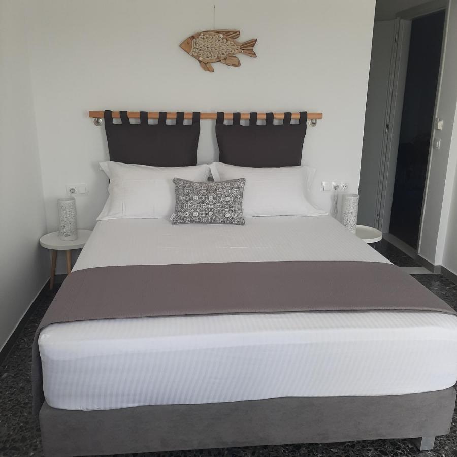 Flora Rooms & Apartments ناوسا المظهر الخارجي الصورة