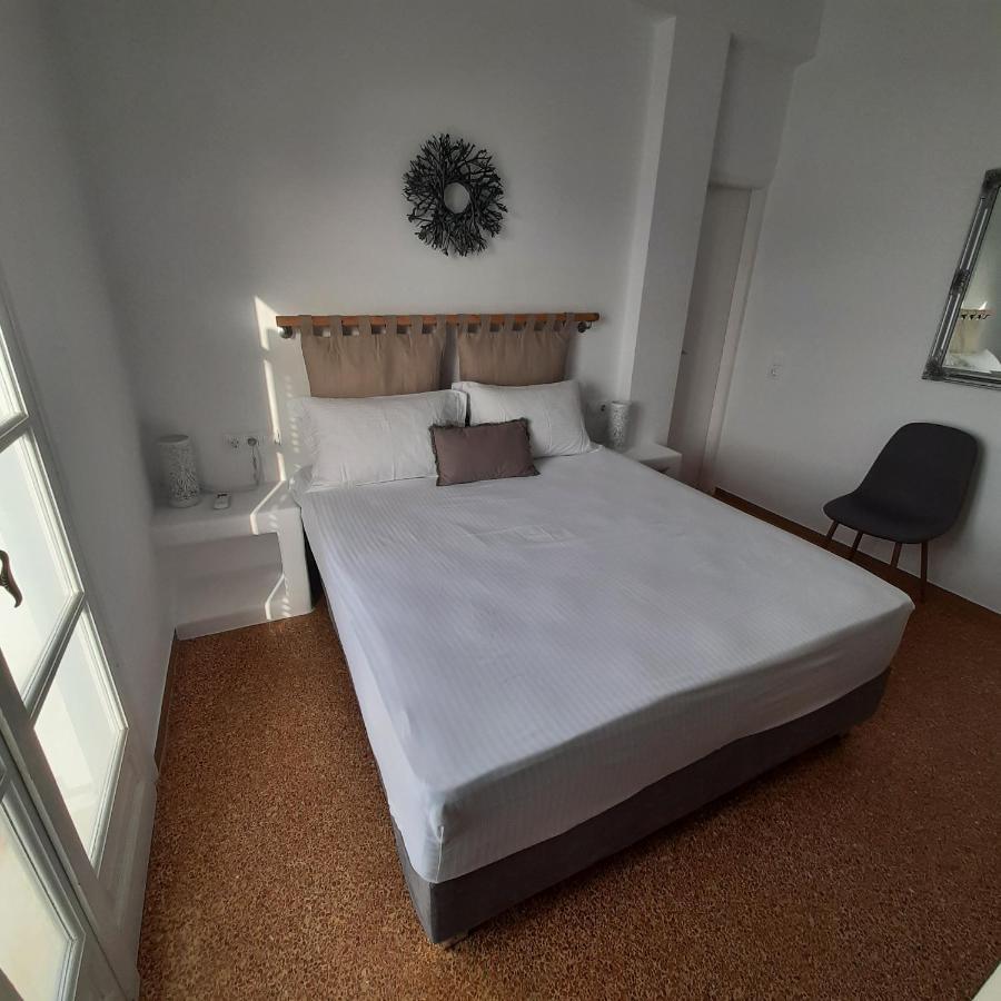 Flora Rooms & Apartments ناوسا المظهر الخارجي الصورة